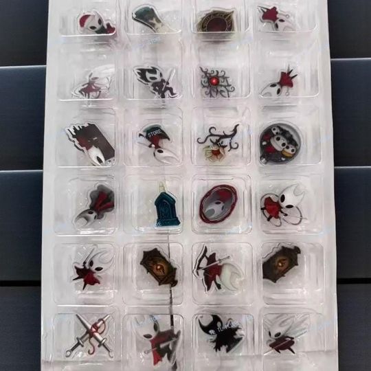 2025 Hollow Knight Models Christmas Advent Calendar Cartoon Action Figure Collection Ornament Gift - Image 15