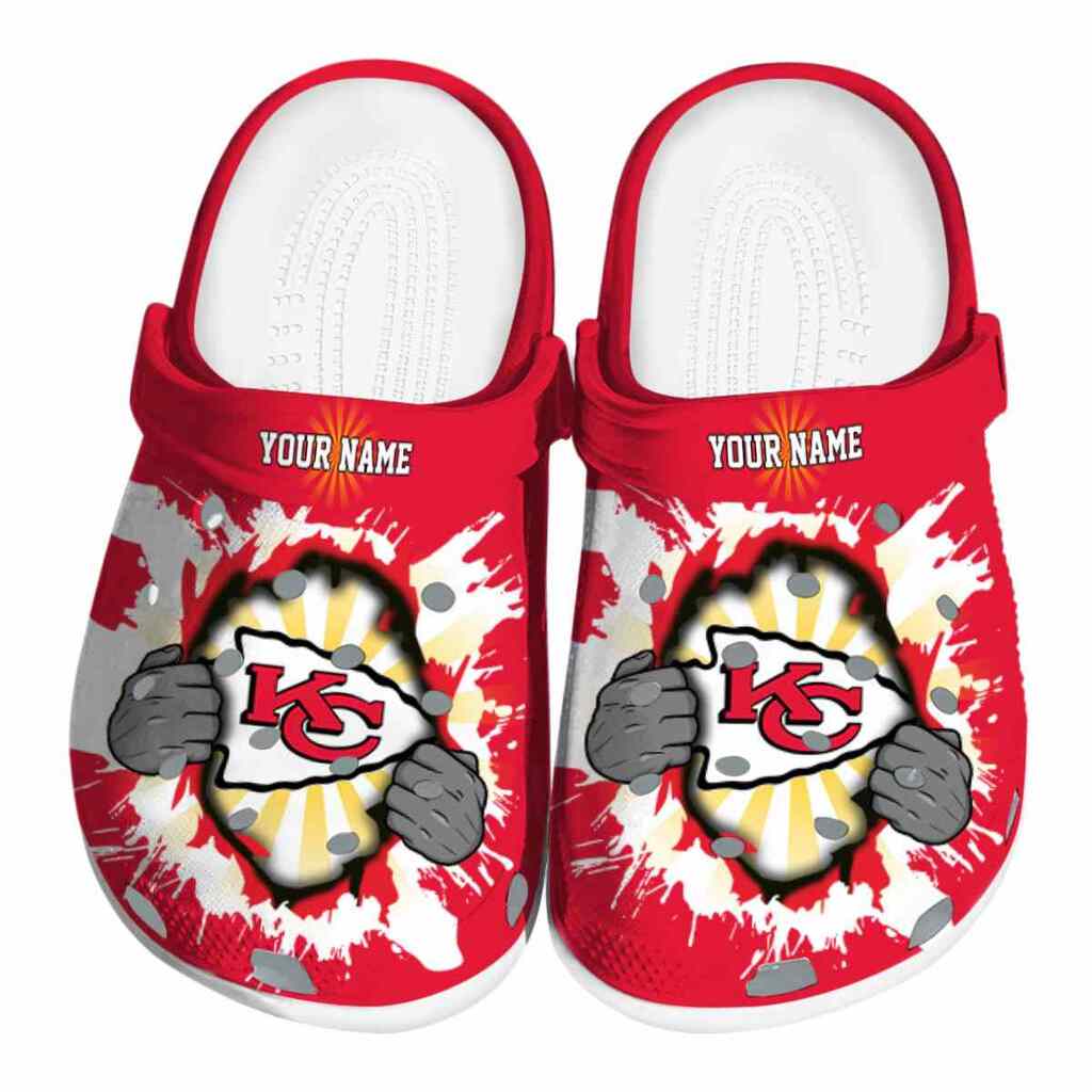 Customized Kansas City Chiefs Gripping Hand ClogTVC1801140