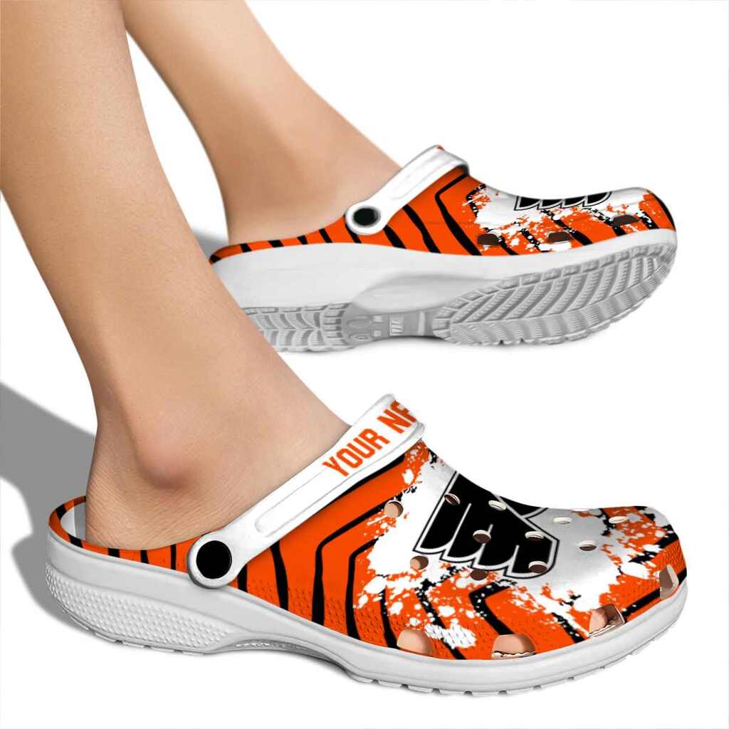 Customized Philadelphia Flyers Zigzag Paint Burst ClogTVC1801900 - Image 2