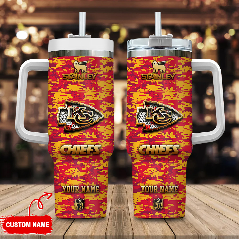 Kansas City Chiefs NFL Camouflage Golden Logo Custom Stanley Cup 40 oz 30 oz Tumbler With HandleTVC2301111