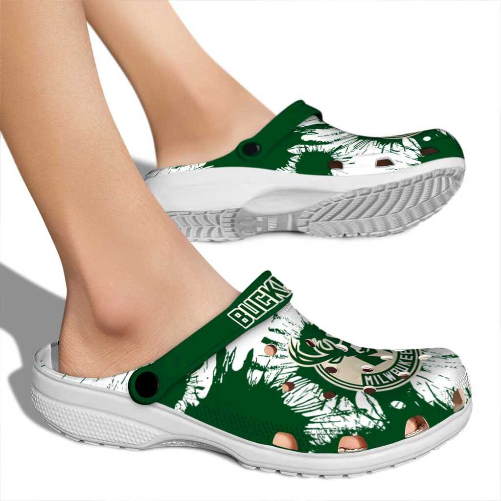 Milwaukee Bucks Splatter Graphics ClogTVC1801710 - Image 2