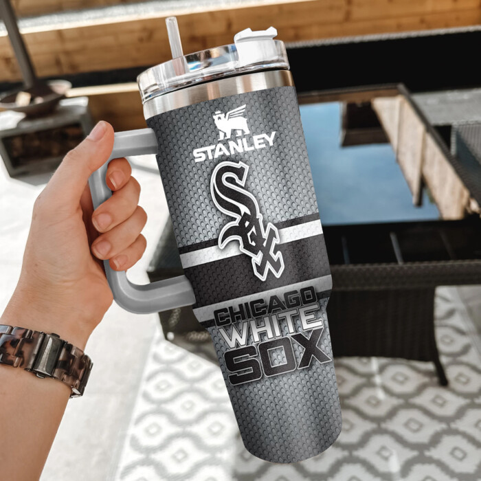 MLB Chicago White Sox Custom Stanley Cup 40 oz 30 oz Tumbler With HandleTVC2301855