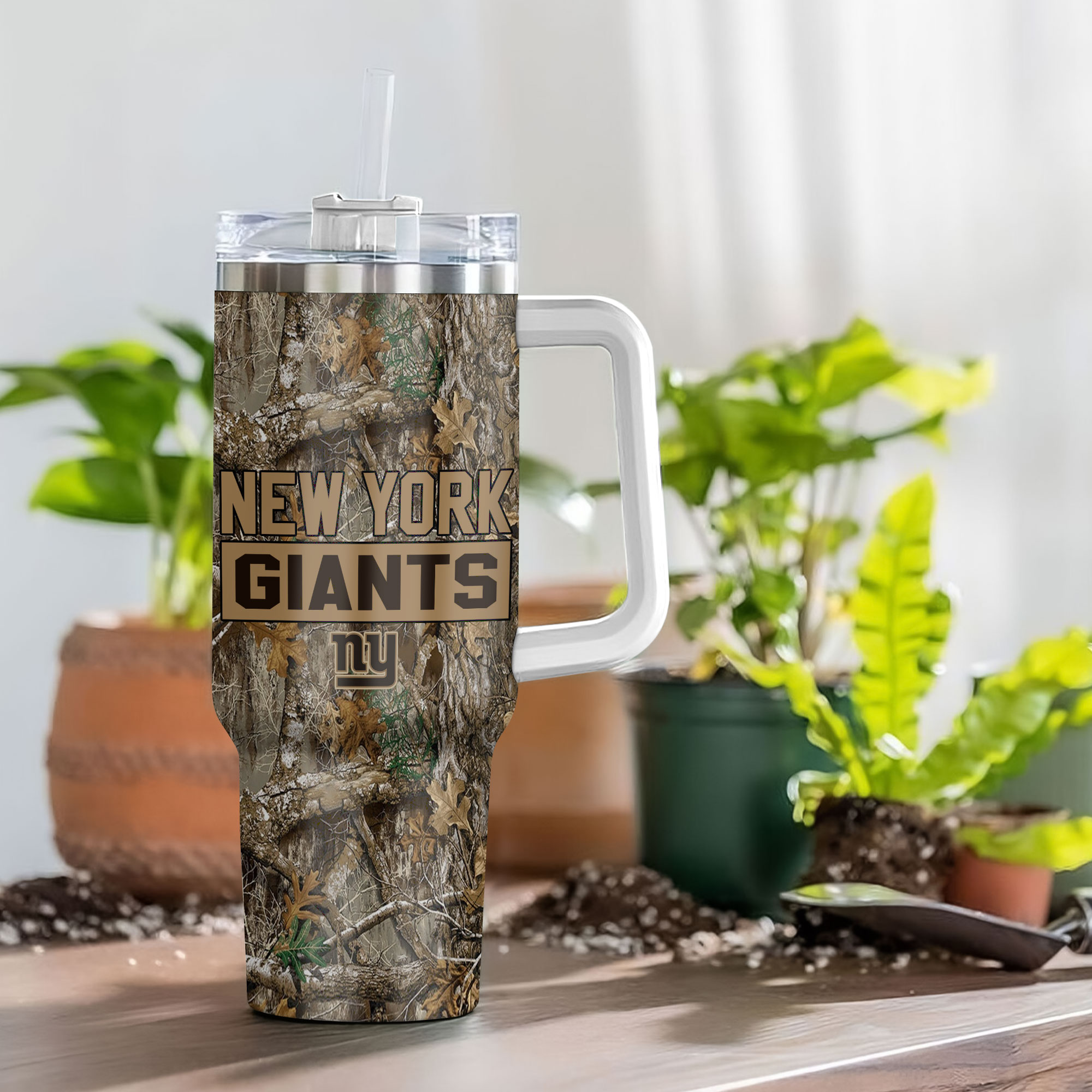 New York Giants NFL Hunting Realtree Custom Stanley Cup 40 oz 30 oz Tumbler With HandleTVC230147 - Image 4