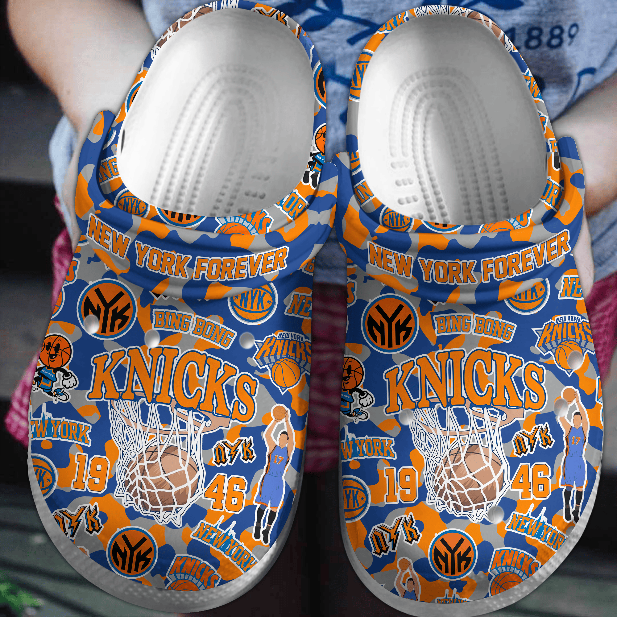 New York Knicks NBA Sport Crocs Crocband Clogs Shoes Comfortable For Men Women and Kids