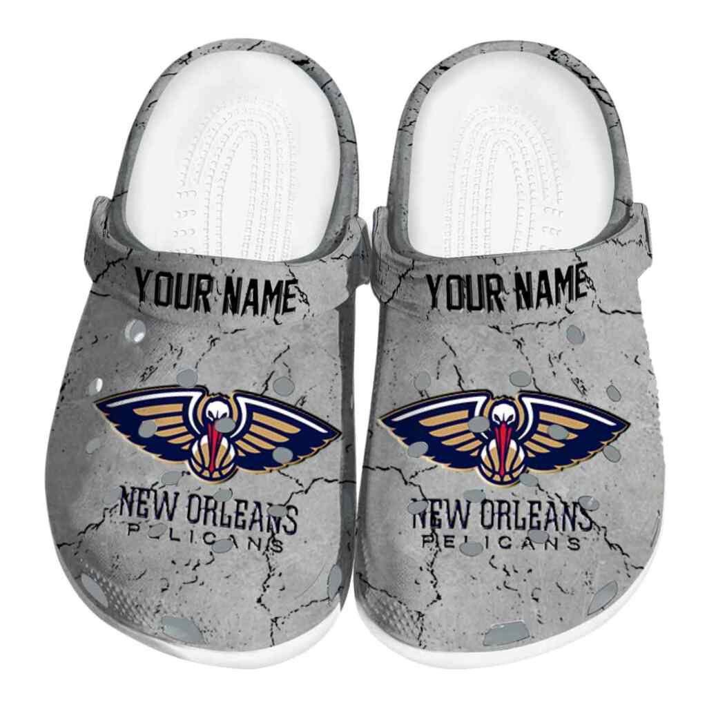 Personalized New Orleans Pelicans Cracked Texture ClogTVC1801735