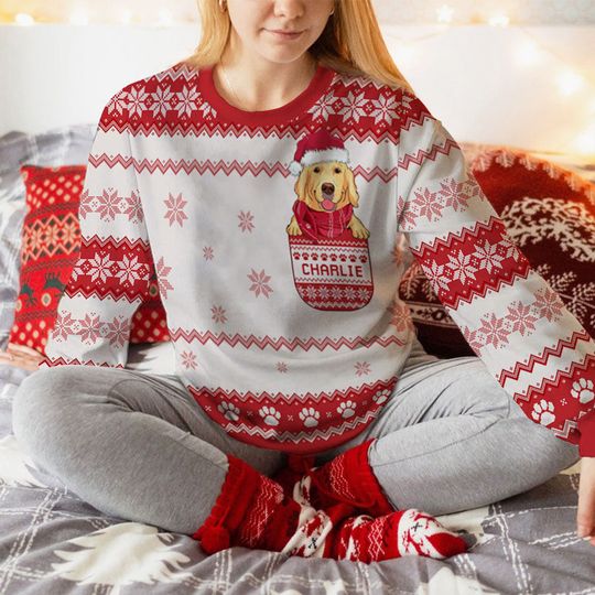 Personalized Sweatshirt for Dog Owners Featuring Pocket Dog - Image 5