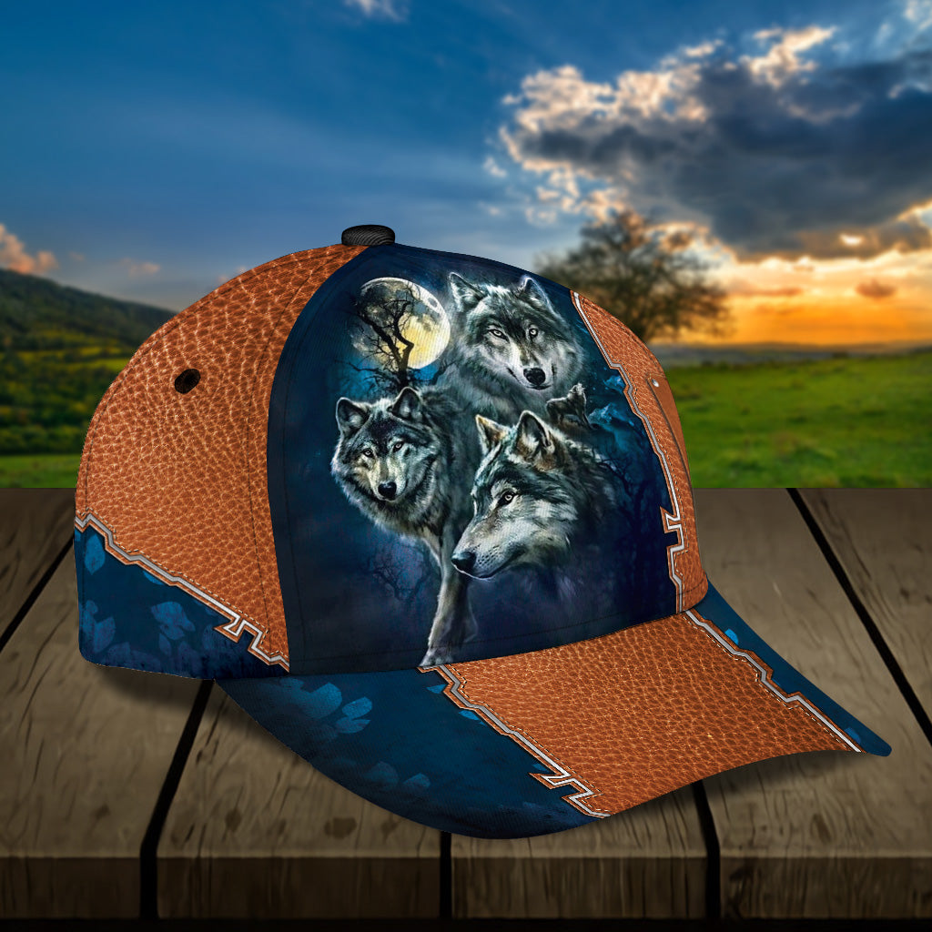 Personalized Wolf Classic Cap, Gift for Wolf Lovers Trucker Hats Custom Hats Gifts For Men & Women