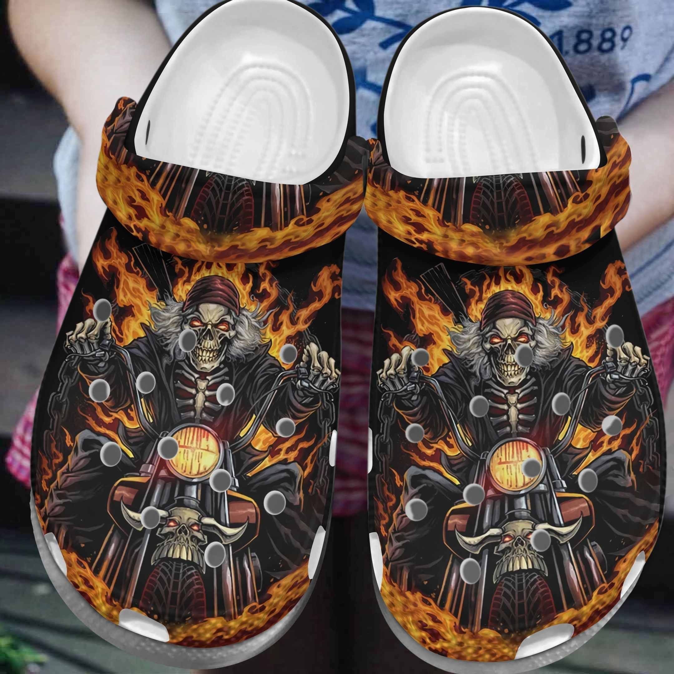 Riding Skeleton Skull clog Shoesshoes Racing Men Ghost Skull Fire Shoes Crocbland Clog Gifts For Men Father Friends