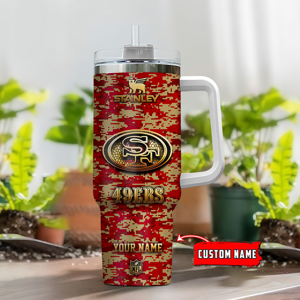 San Francisco 49ers NFL Camouflage Golden Logo Custom Stanley Cup 40 oz 30 oz Tumbler With HandleTVC2301111 - Image 2