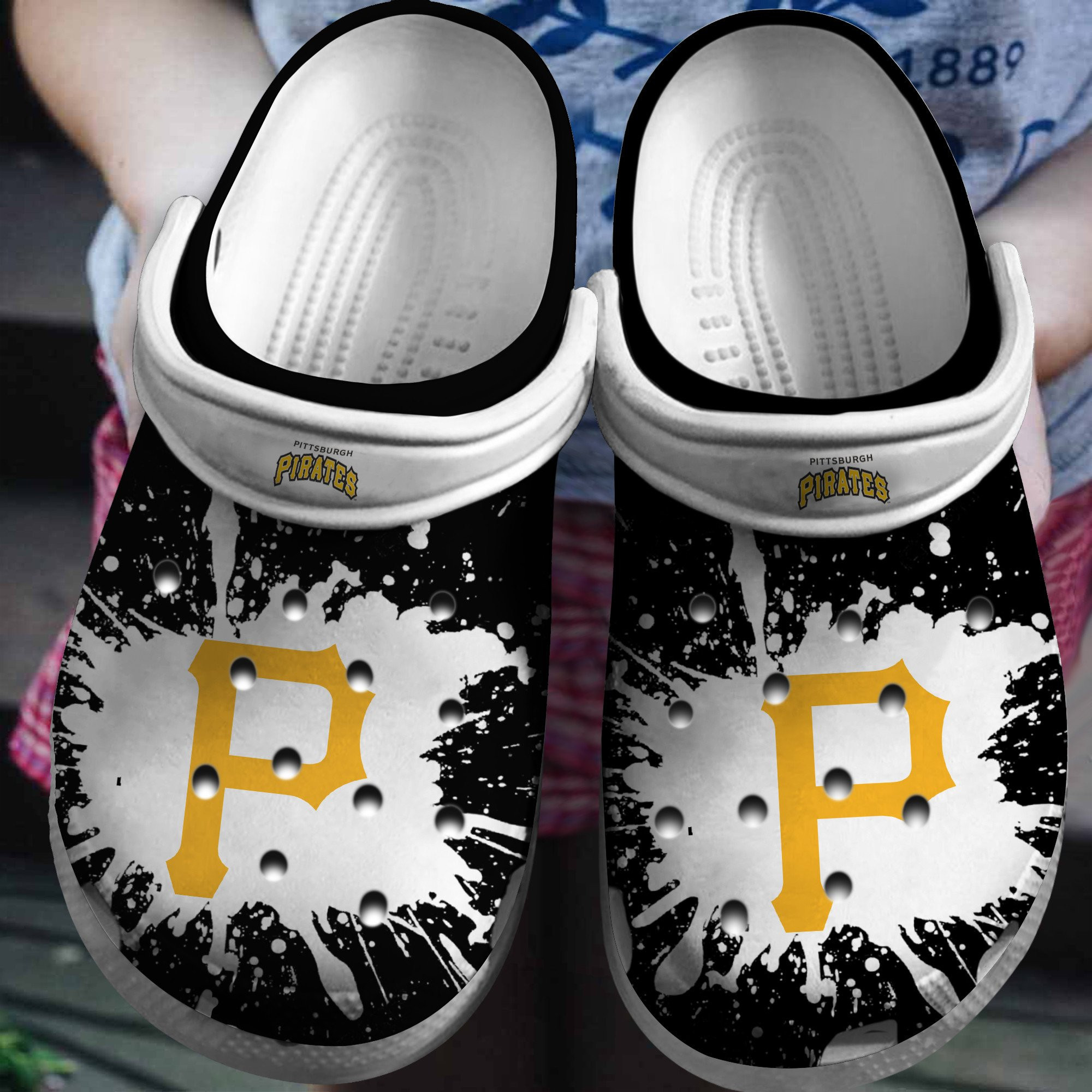 Team Pirates Black-White Clog Shoesshoes