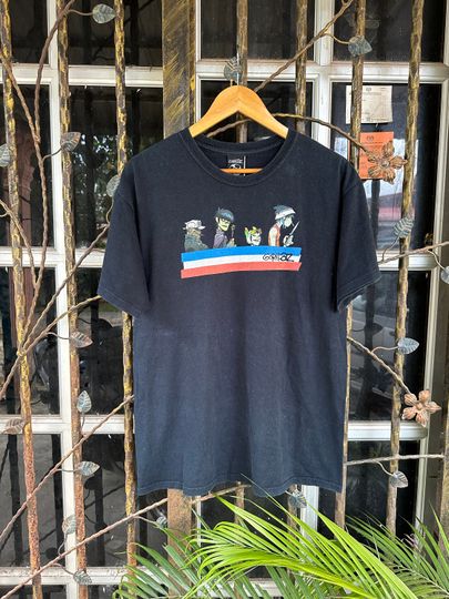 Vintage Gorillaz English virtual band tees - Image 6