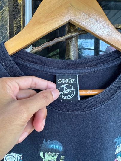 Vintage Gorillaz English virtual band tees - Image 9